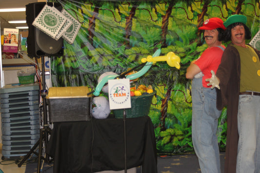 Mario & Luigi' Nutrition Gurus - Healthy Heroes 🍎