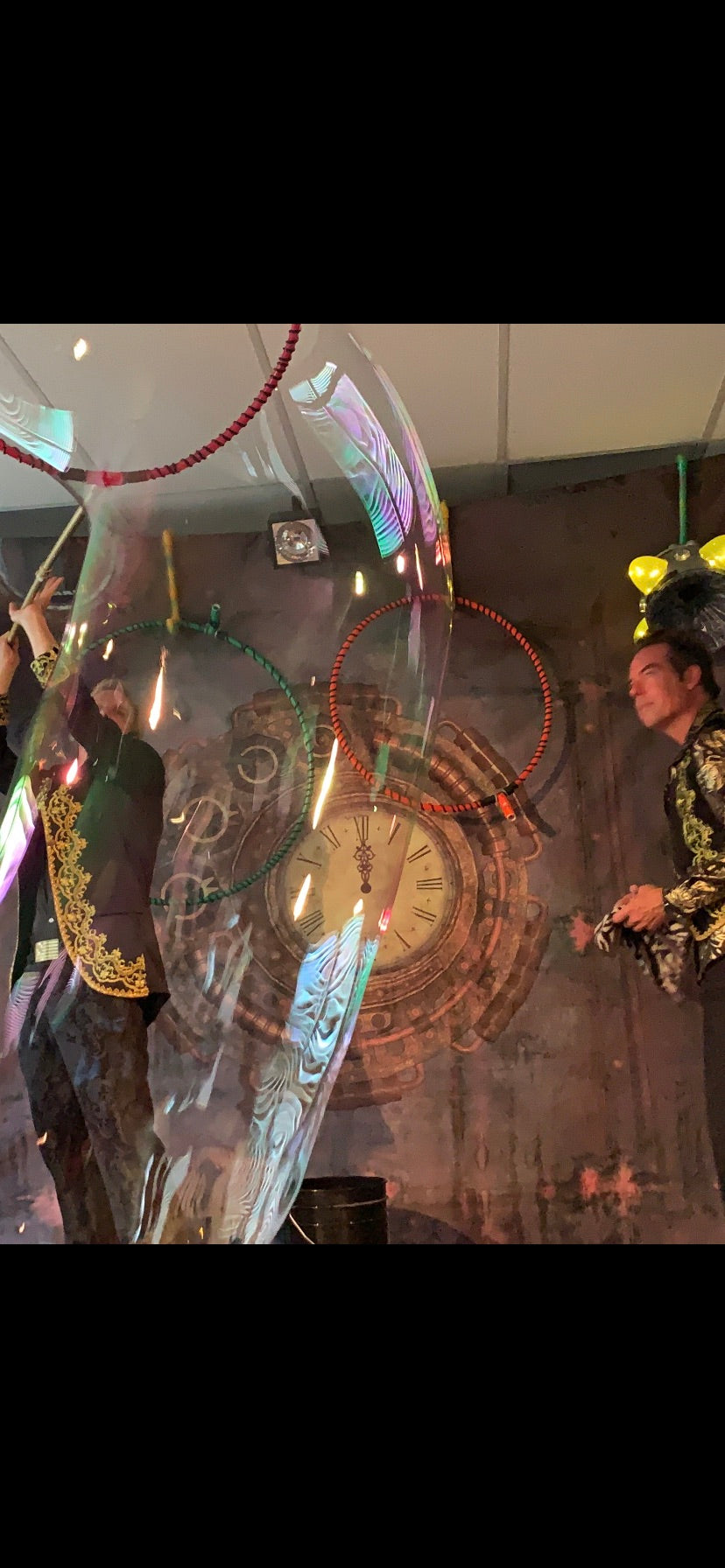 Brainy Entertainy live entertainment