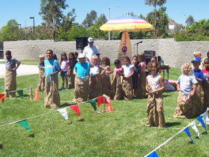 Wacky Olympics — Three-Lane Team Challenge