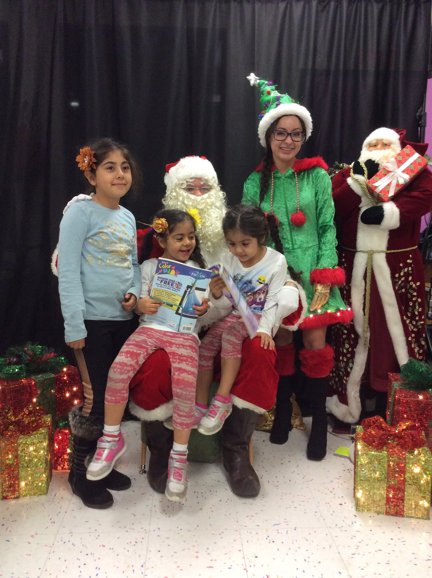 🎄 Holiday Christmas Show