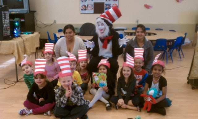 Cat N Hat: Magic of Reading — Puppet Show 🎩