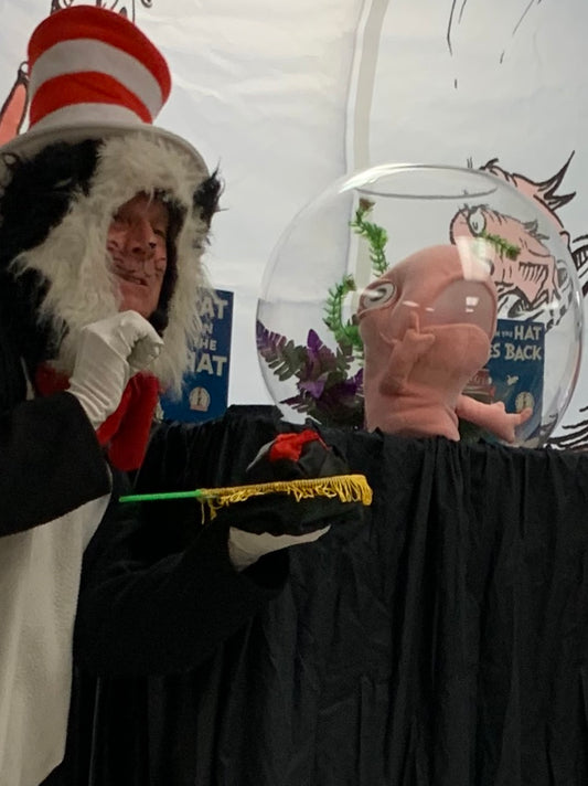 Cat N Hat: Magic of Reading — Puppet Show 🎩