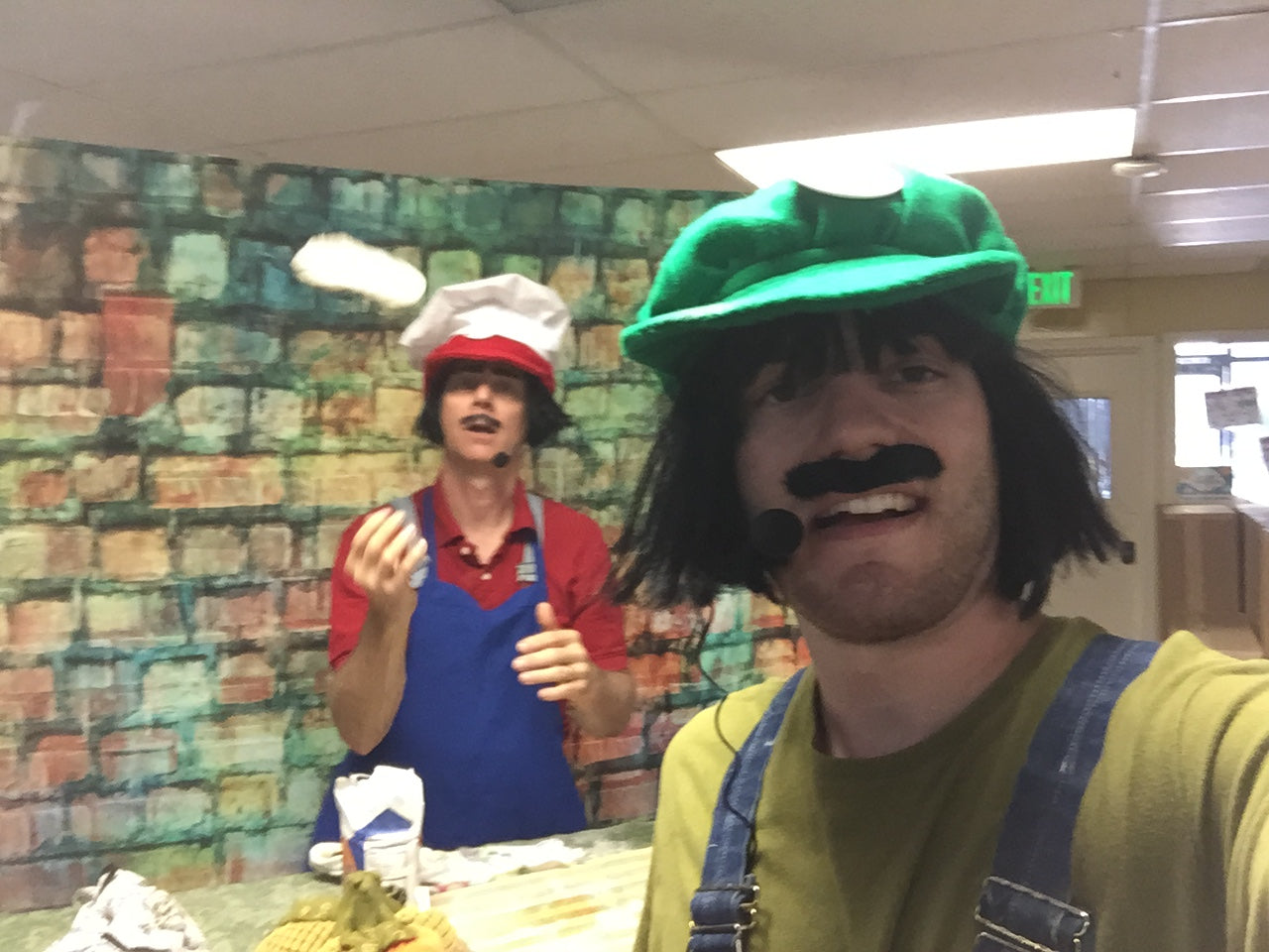Mario & Luigi Pizza Time — Make-Your-Own Mini Pizzas 🍕