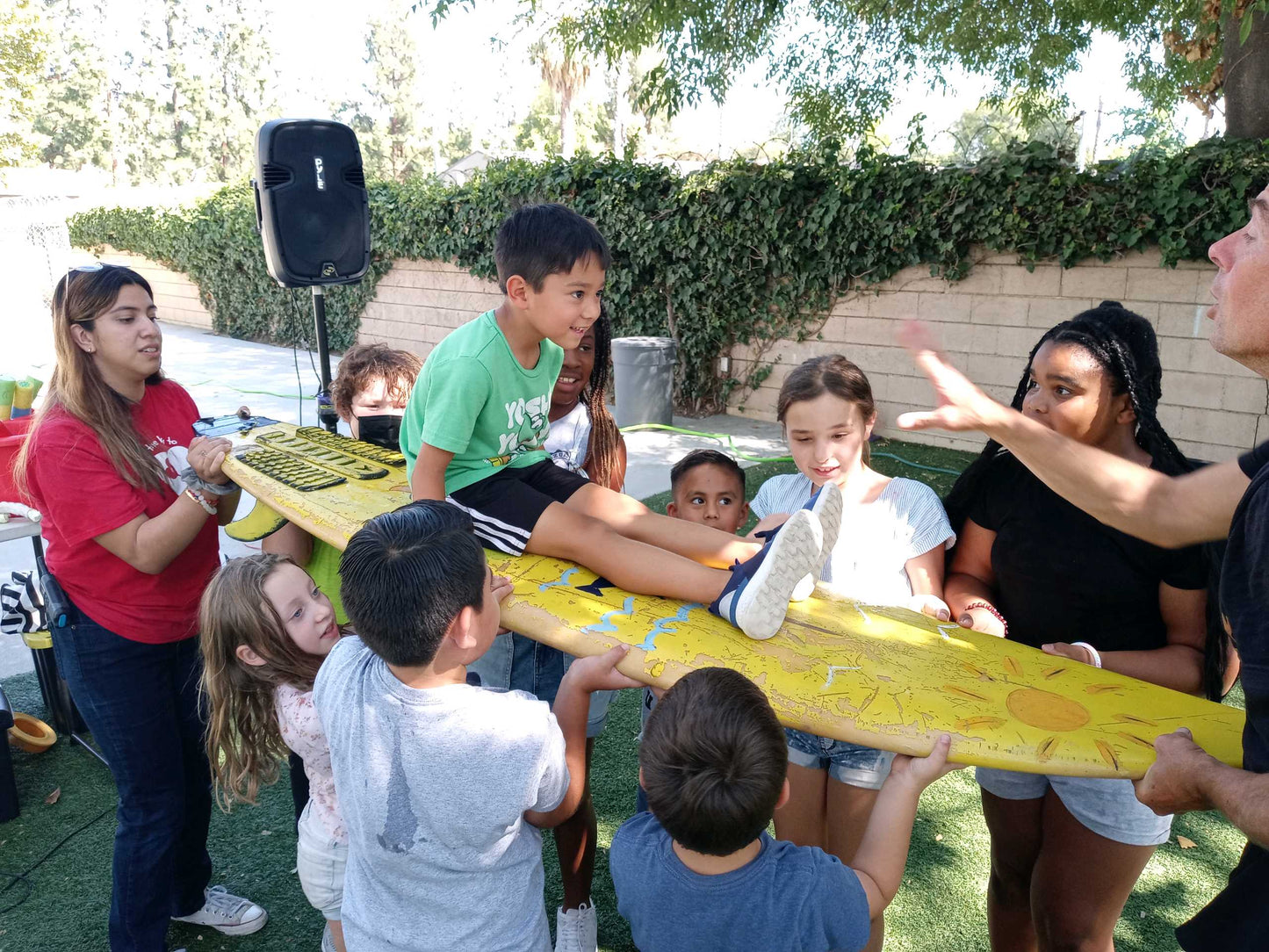 Wacky Olympics — Three-Lane Team Challenge