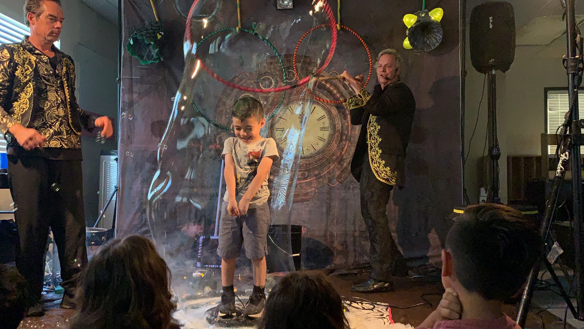 Brainy Entertainy Senior Bubble Show performance