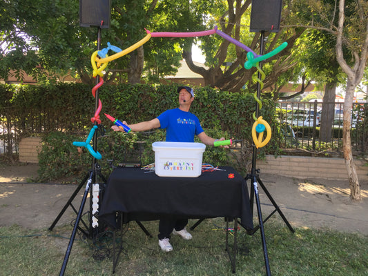 🎵 Music & Balloon Animals Special 🎈